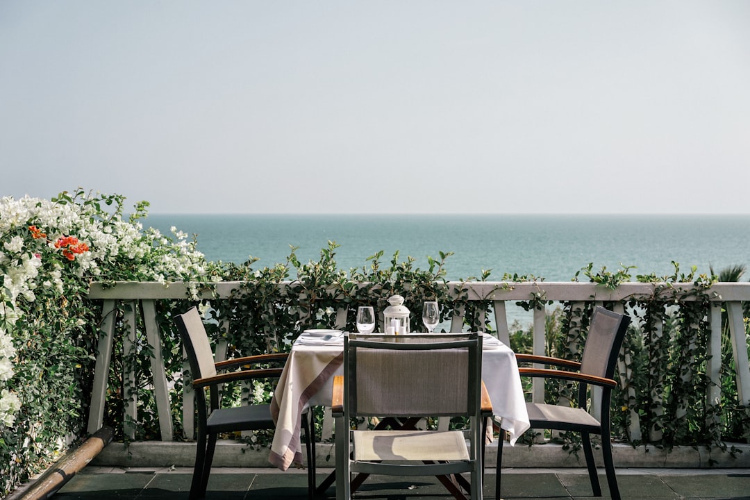 Al Fresco Dining: Top Restaurants with Outdoor Seating